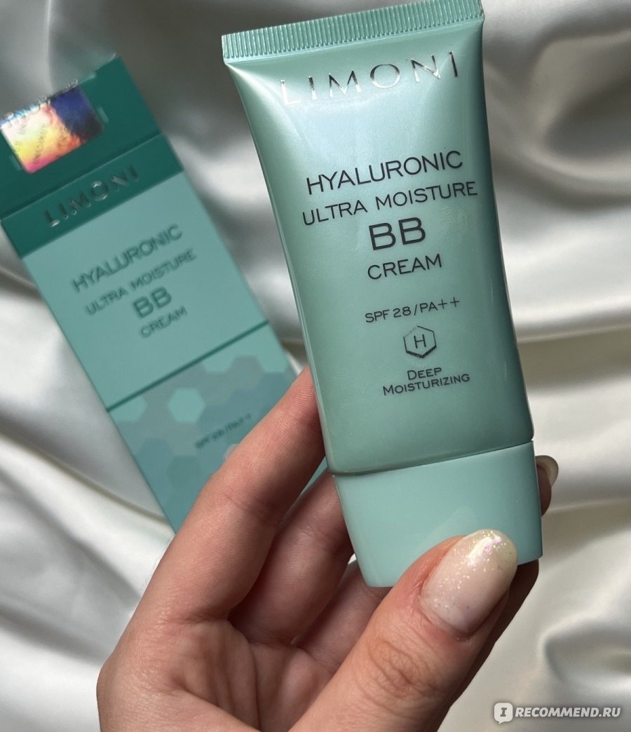 Limoni BB Hyaluronic Ultra Moisture Cream — тюбик BB-крема с гиалуроновой кислотой