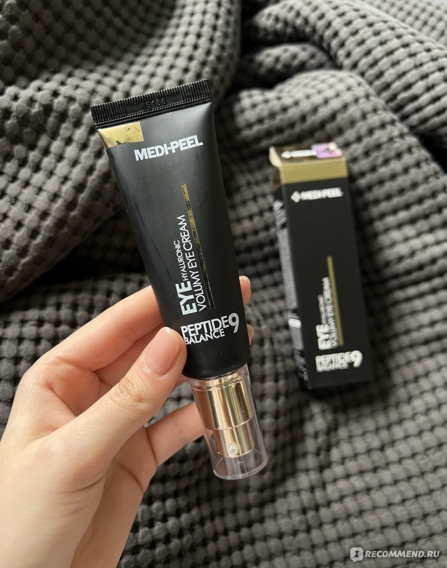 MEDI-PEEL Eye Hyaluronic Volumy Eye Cream Peptide Balance9 — чёрный тюбик с помпой