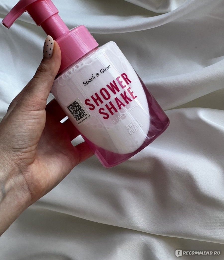 Spark & Glow Shower Shake гель-шейк с ароматом гуавы — розовый дозатор